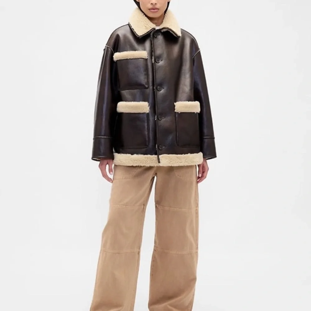 GAP X Sandy Liang Vegan Reversible Sherpa Jacket L/XL - Picture 2 of 5